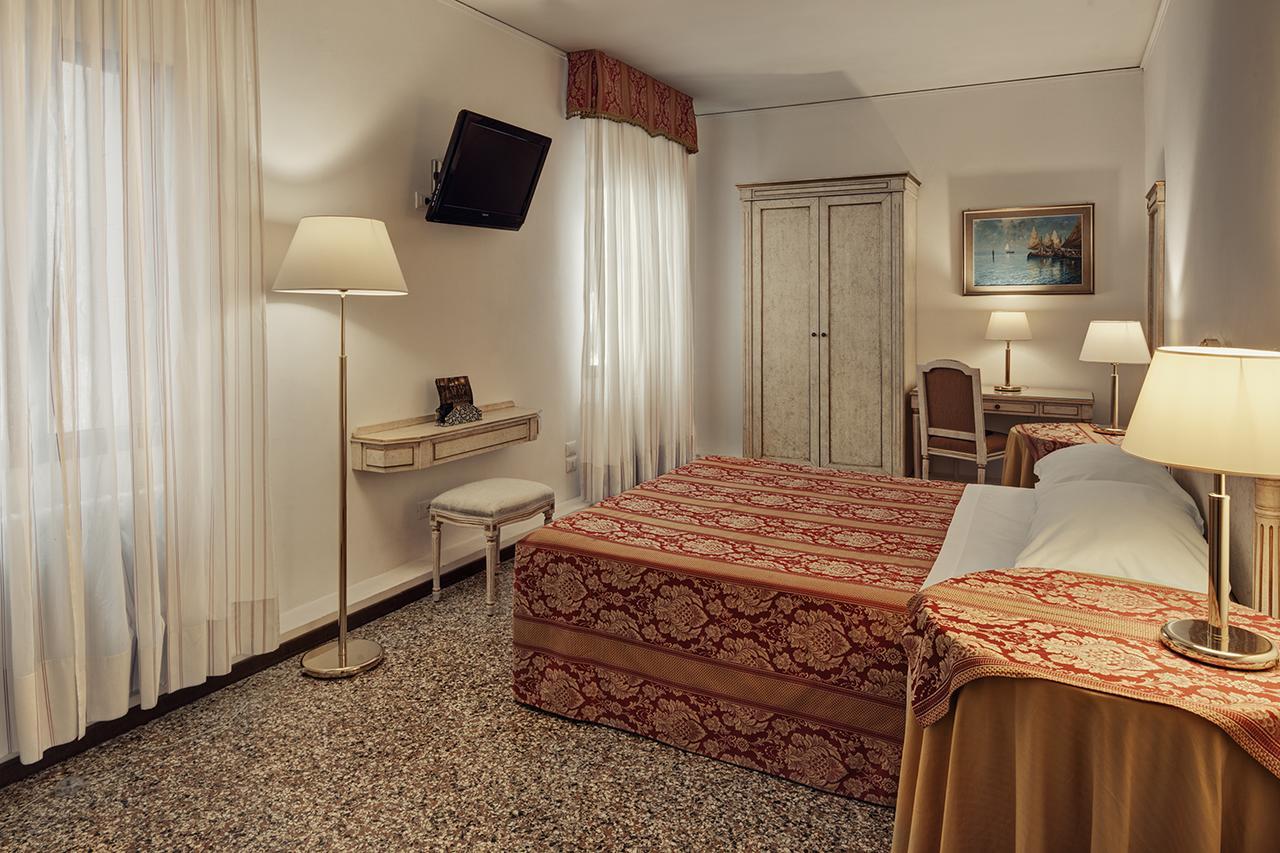 Hotel Ca' Bragadin E Carabba Venecia Exterior foto